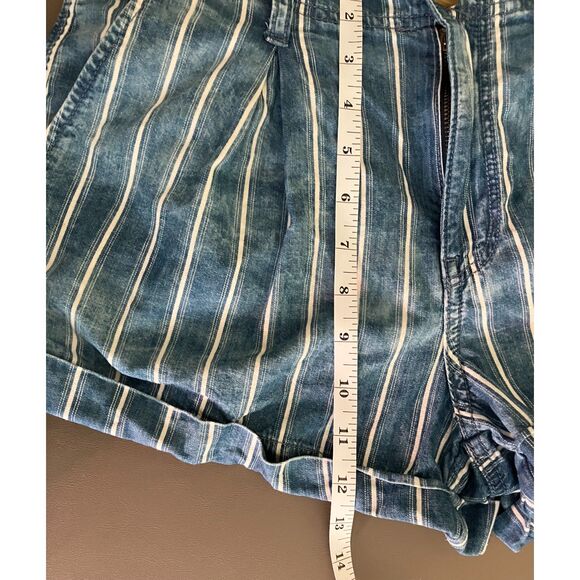 American Eagle striped cuffed pleated front denim shorts - Picture 10 of 12